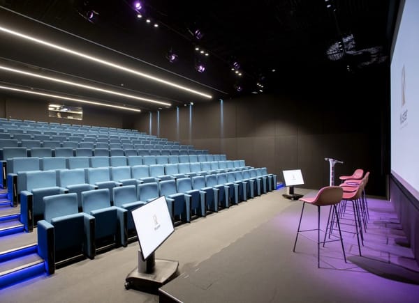 LAHO Business Center, Salle de réunion, Paris, Île-de-France, France